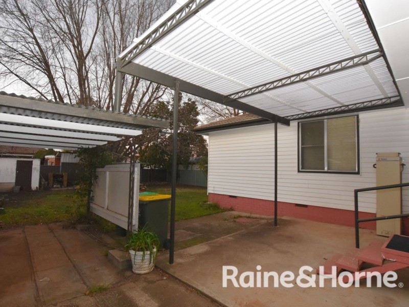 23 GOORAWIN ROAD, Orange NSW 2800