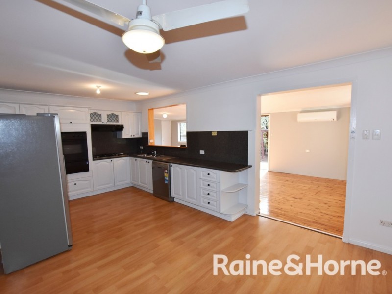 6 Fraser Place, Orange NSW 2800
