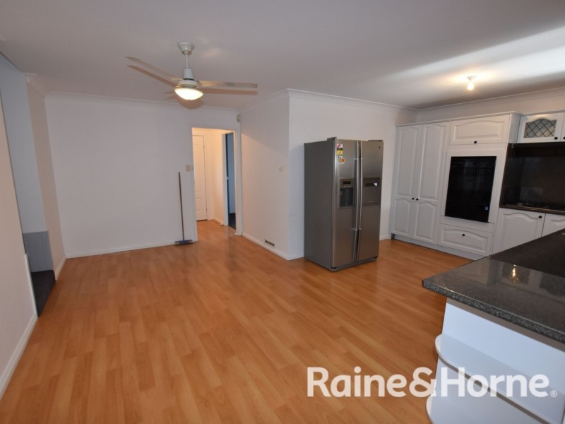 6 Fraser Place, Orange NSW 2800