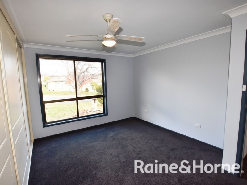 6 Fraser Place, Orange NSW 2800