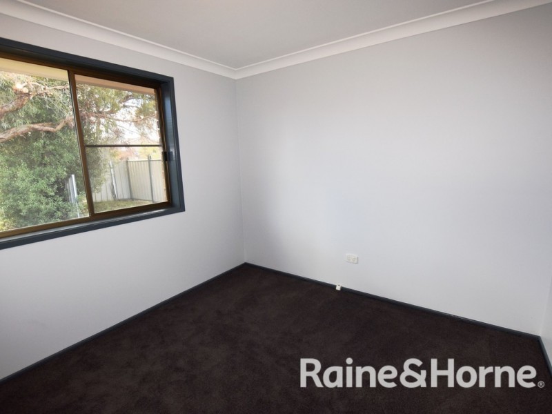 6 Fraser Place, Orange NSW 2800