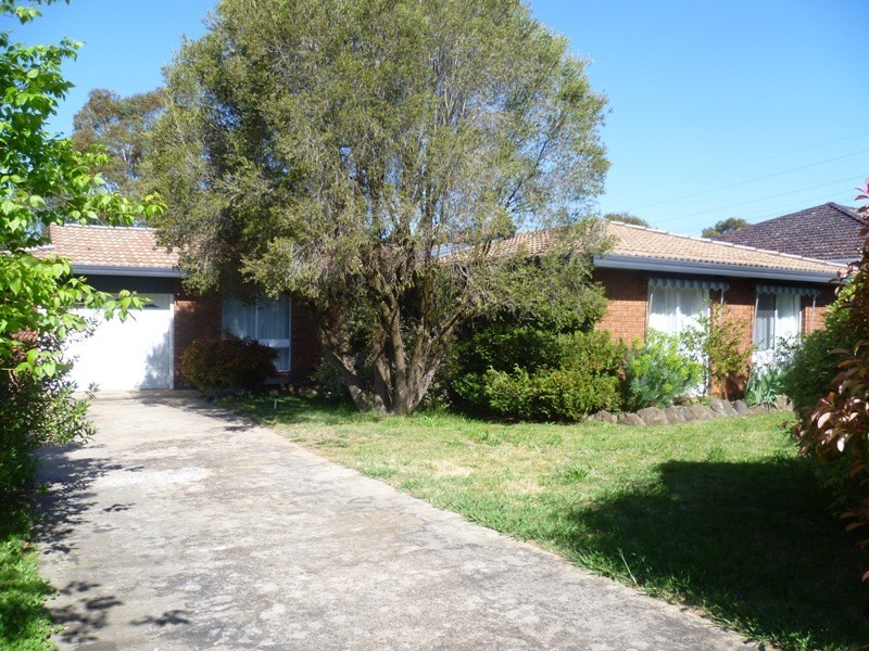 6 Cecil Road, Orange NSW 2800