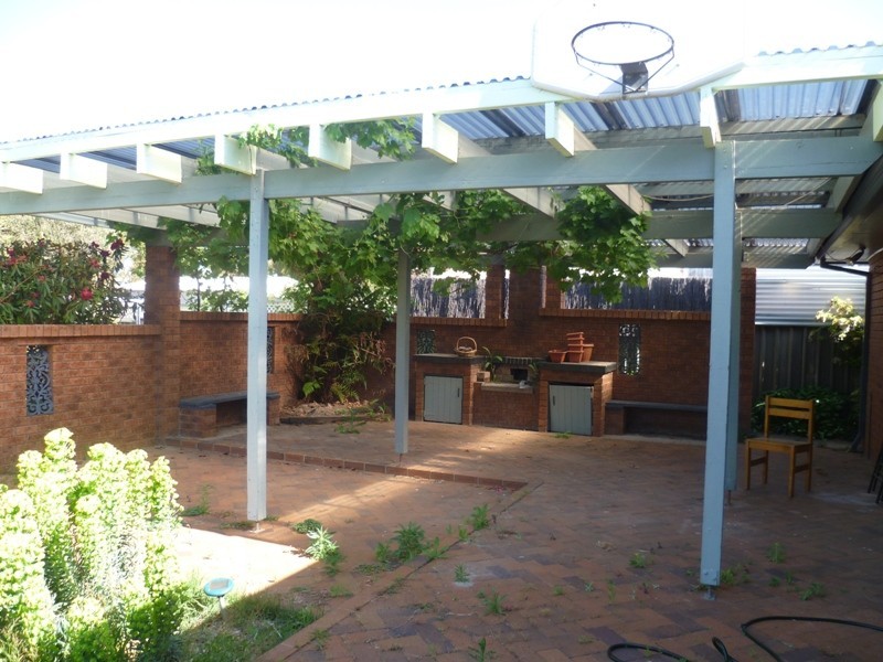 6 Cecil Road, Orange NSW 2800