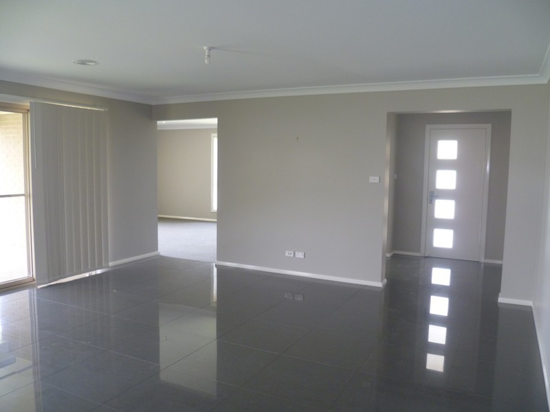 3 Downey Crescent, Orange NSW 2800