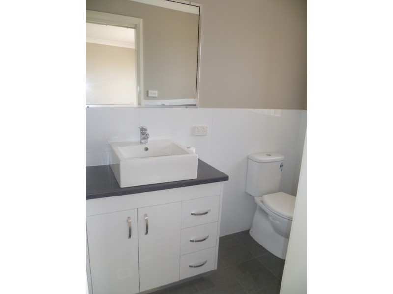 3 Downey Crescent, Orange NSW 2800