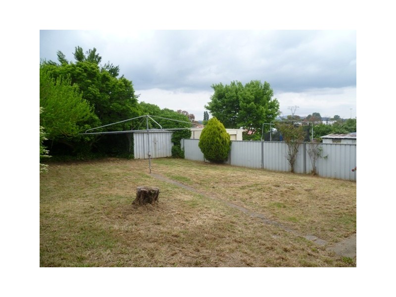 52  Churchill Avenue, Orange NSW 2800