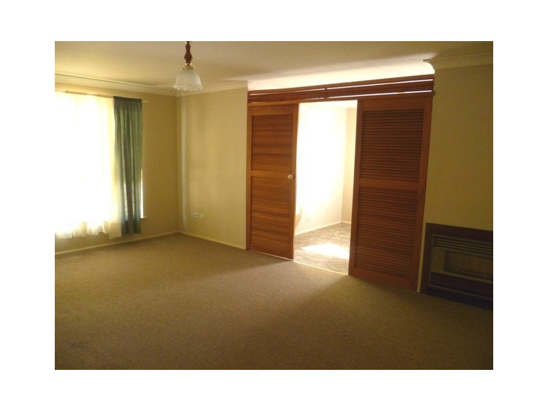 13 Markham Avenue, Orange NSW 2800