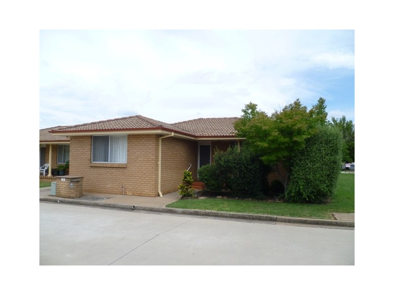 7/98  Kenna Street, Orange NSW 2800