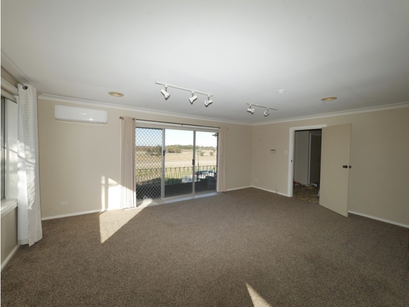 14 Bennett Lane, Orange NSW 2800