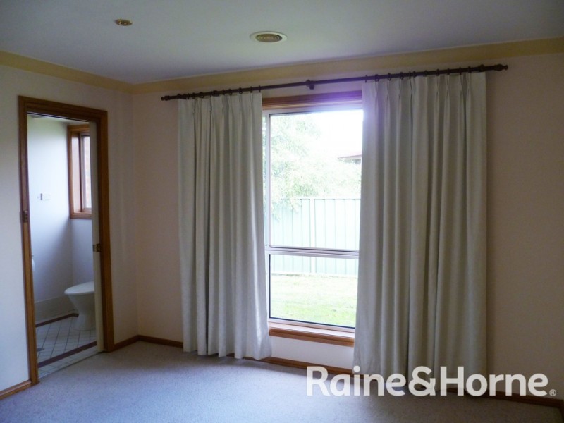 3 Hereford Place, Orange NSW 2800