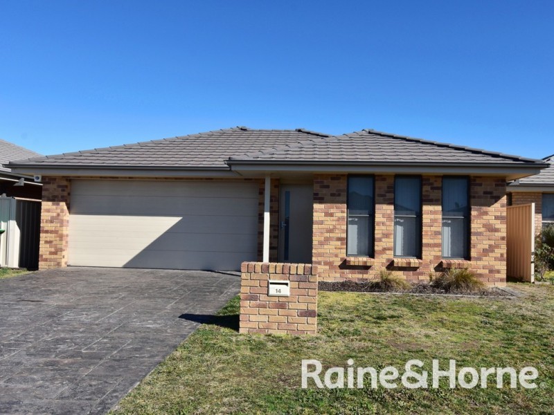 14 Onyx Place, Orange NSW 2800
