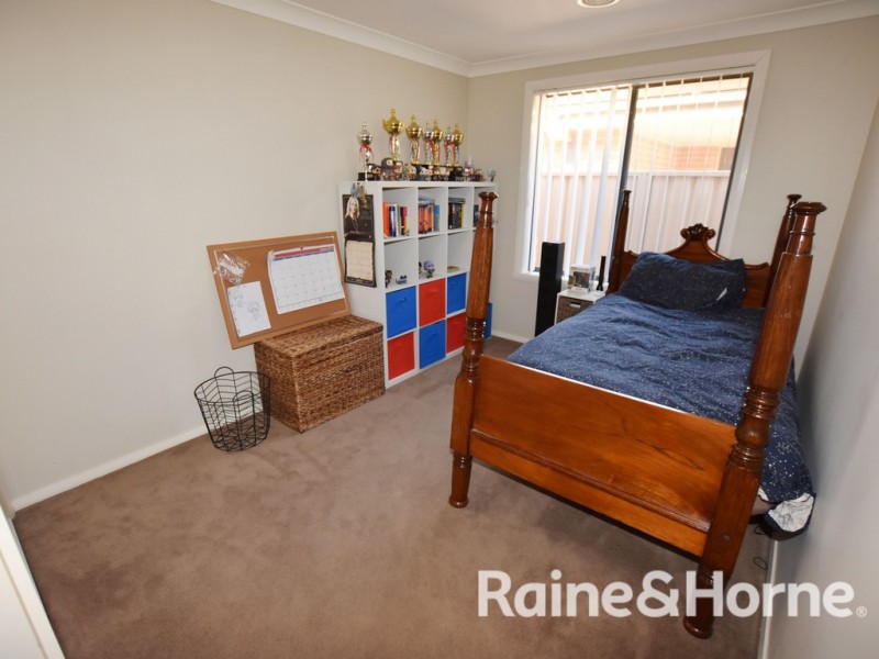 14 Onyx Place, Orange NSW 2800
