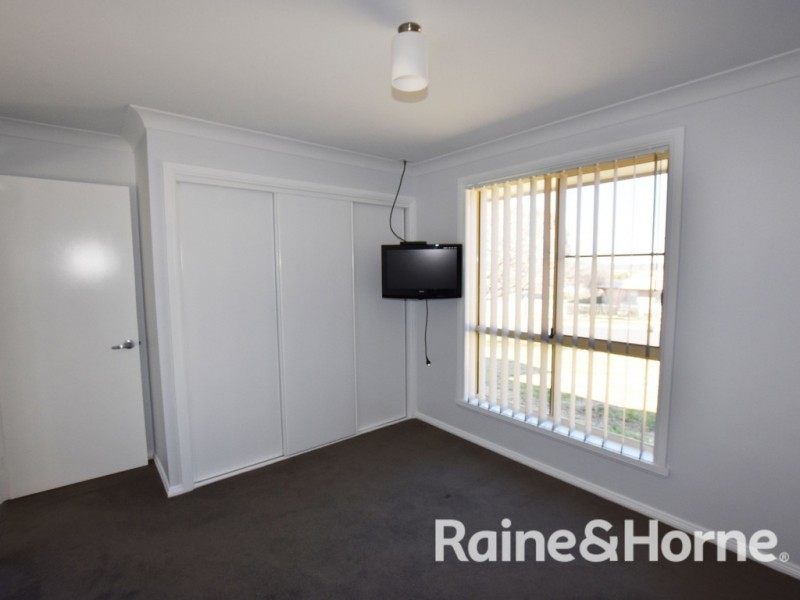 1 Amana Circuit, Orange NSW 2800