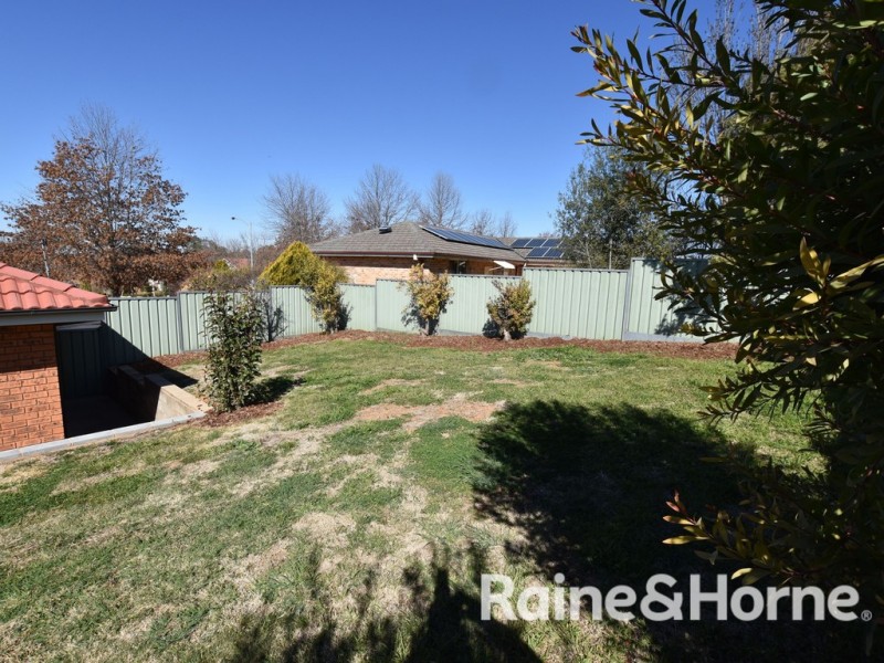 1 Amana Circuit, Orange NSW 2800