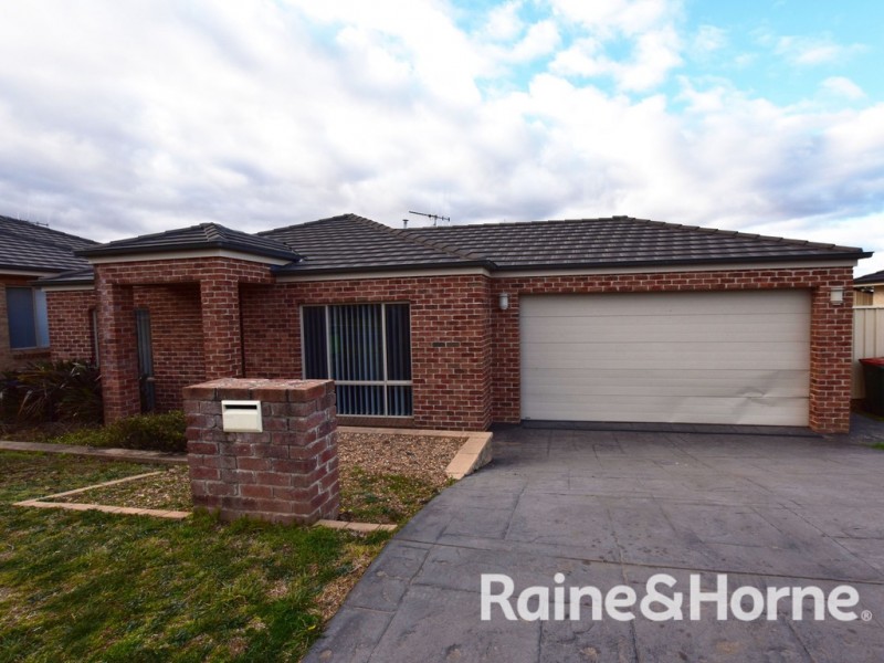 1 Romano Drive, Orange NSW 2800