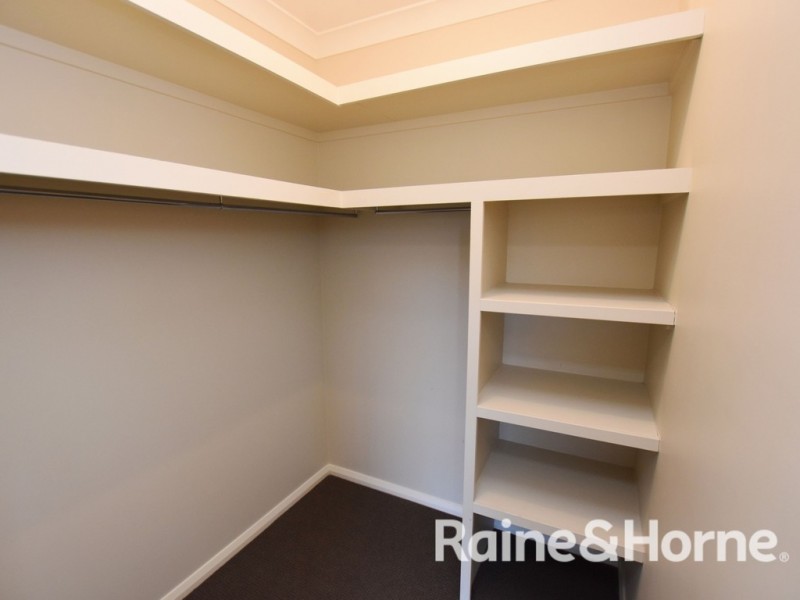 1 Romano Drive, Orange NSW 2800