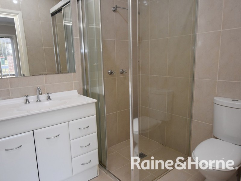 1 Romano Drive, Orange NSW 2800