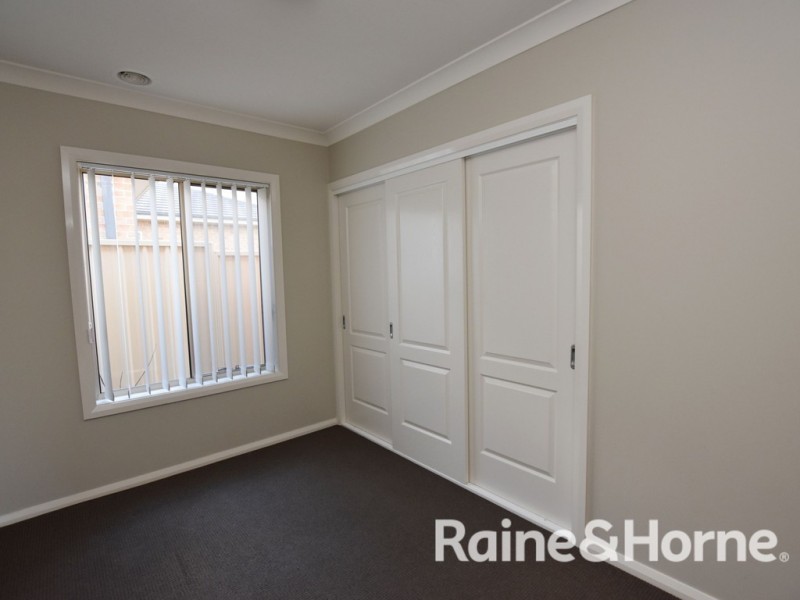 1 Romano Drive, Orange NSW 2800