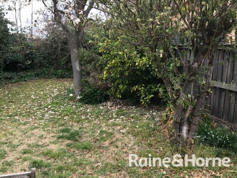 38 Clinton Street, Orange NSW 2800