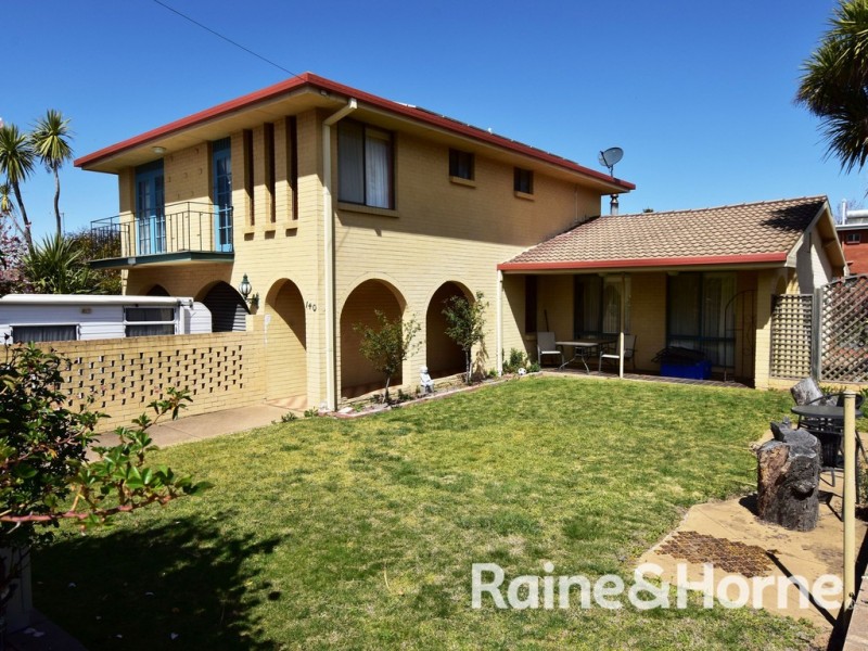 140 Matthews Avenue, Orange NSW 2800