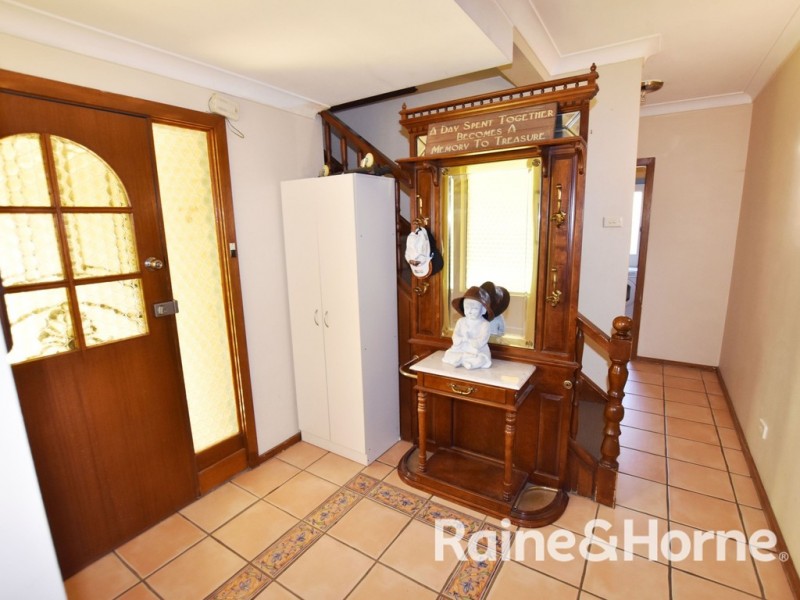 140 Matthews Avenue, Orange NSW 2800