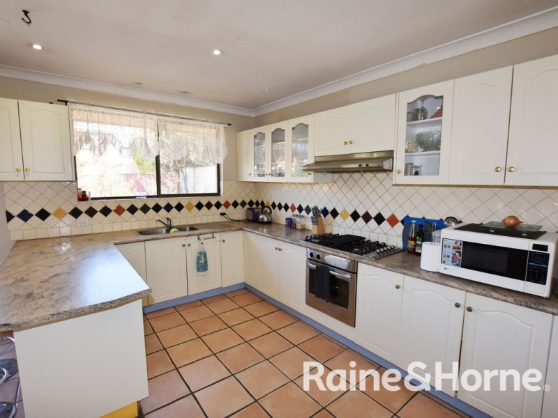140 Matthews Avenue, Orange NSW 2800