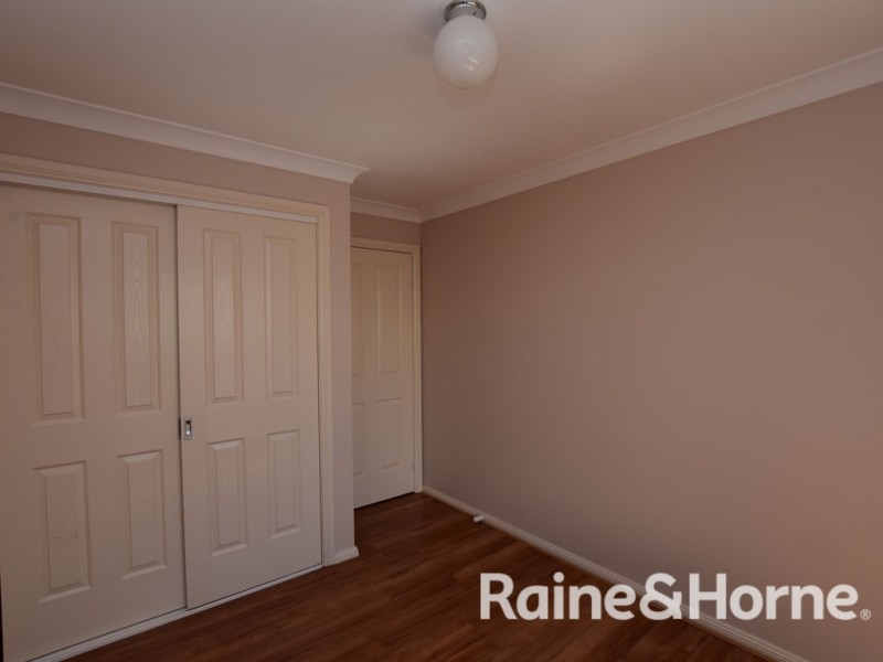 10 Etna Street, Orange NSW 2800