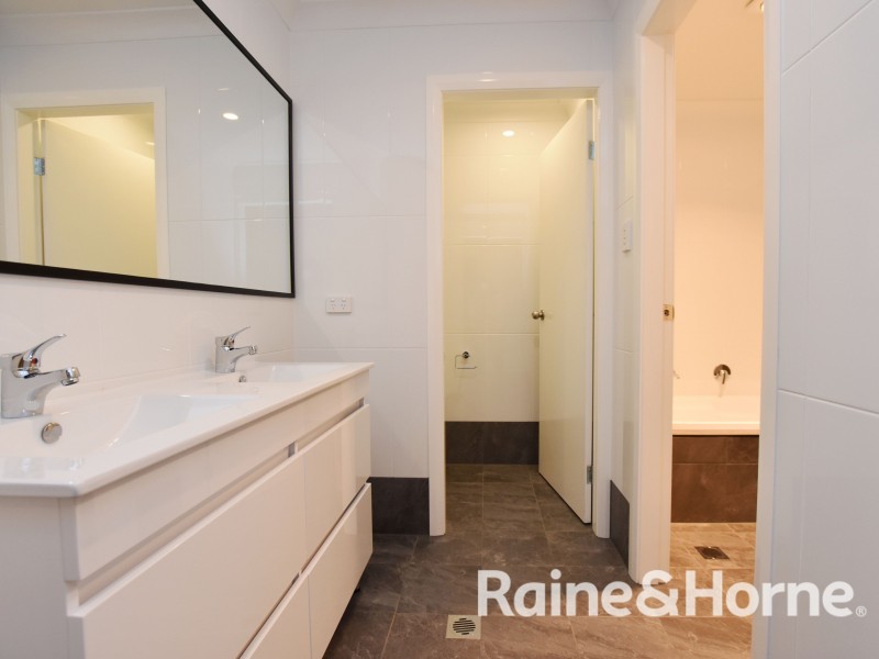 215A Hill Street, Orange NSW 2800