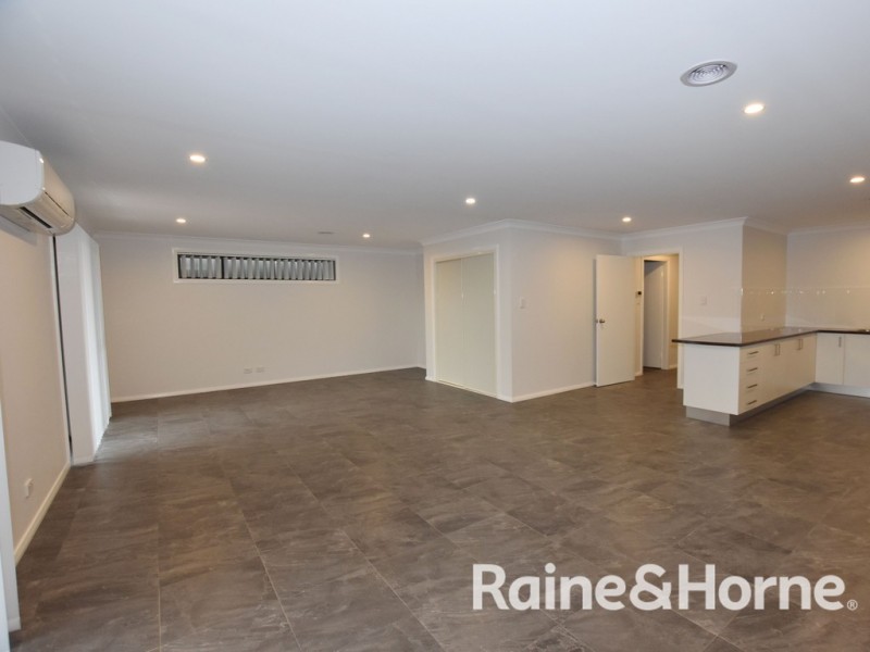 215A Hill Street, Orange NSW 2800