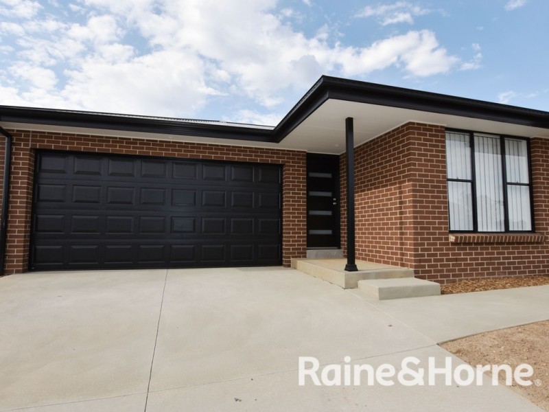 13 Platinum Drive, Orange NSW 2800