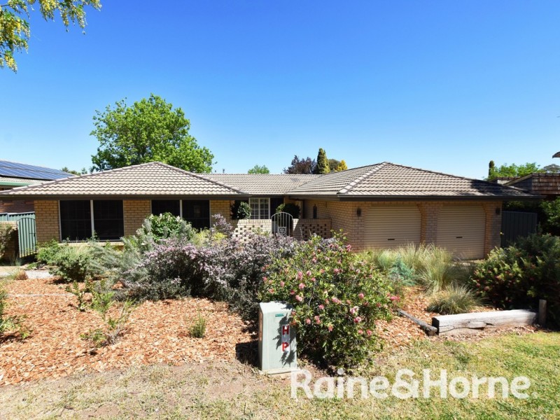 10 Murraba Close, Orange NSW 2800