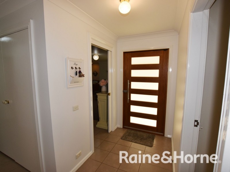 10 Murraba Close, Orange NSW 2800