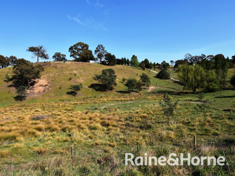 10 Narambla Drive, Orange NSW 2800