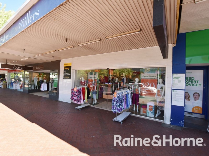 182 Summer Street, Orange NSW 2800