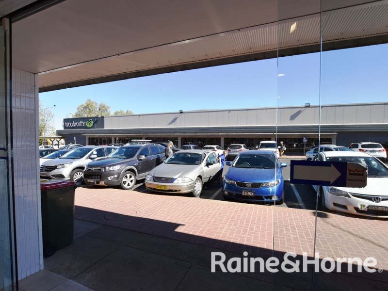 182 Summer Street, Orange NSW 2800