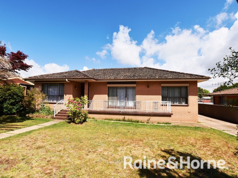 63 Park Street, Orange NSW 2800