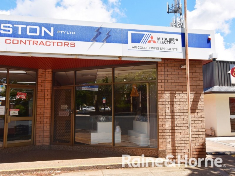 2/143 Lords Place, Orange NSW 2800