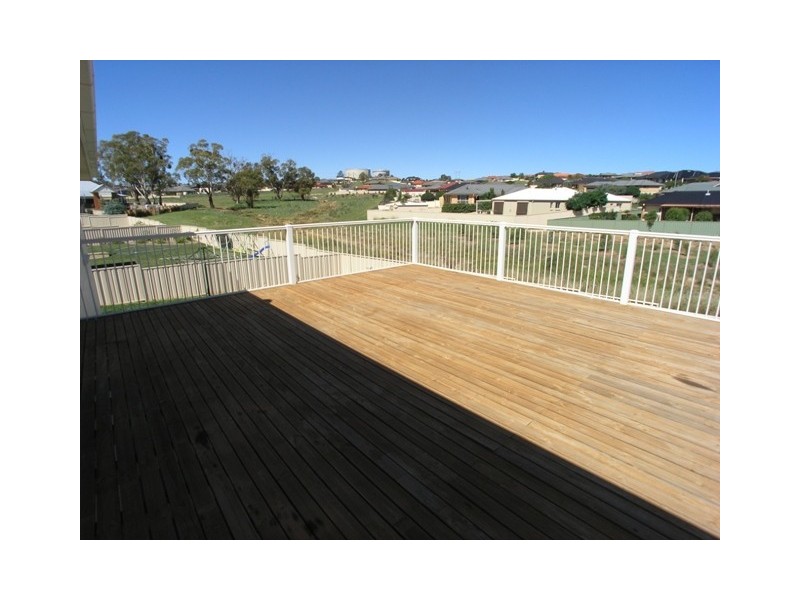 19 Majestic Way, Orange NSW 2800