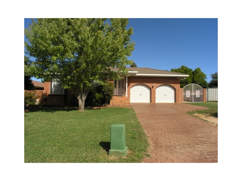 25 Bill Marshall Drive, Orange NSW 2800