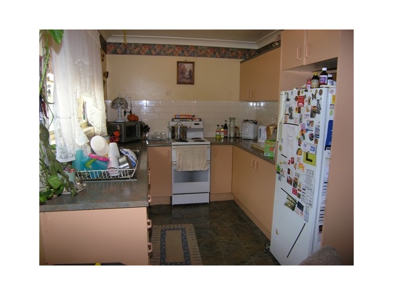 3 Chapman Street, Spring Hill NSW 2800