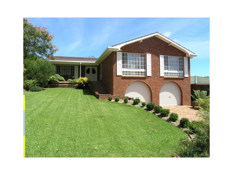 7 Maple Avenue, Orange NSW 2800