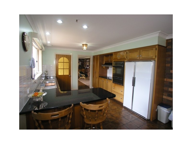 7 Maple Avenue, Orange NSW 2800