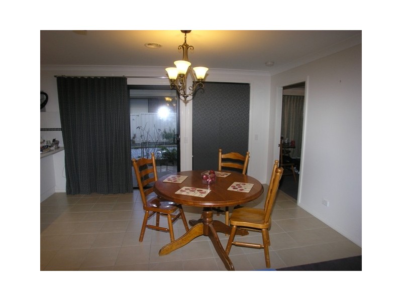 6 Romano Drive, Orange NSW 2800