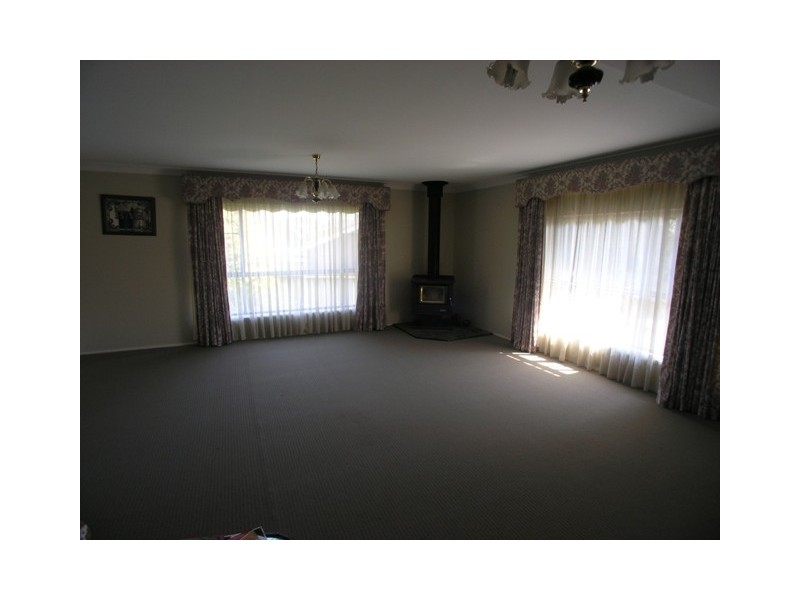 5 McCarthy Place, Orange NSW 2800