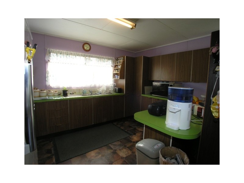 Spring Hill NSW 2800