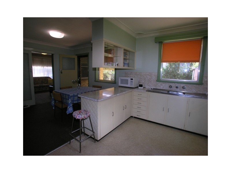 2 Johnstone Street, Orange NSW 2800