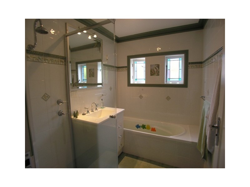9 Curran Street, Orange NSW 2800