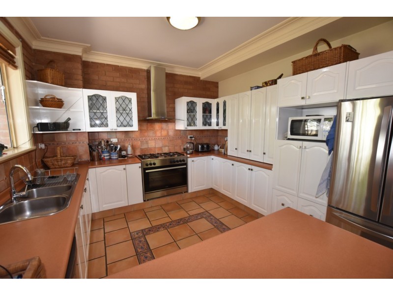 7 Eurawillah Street, Orange NSW 2800