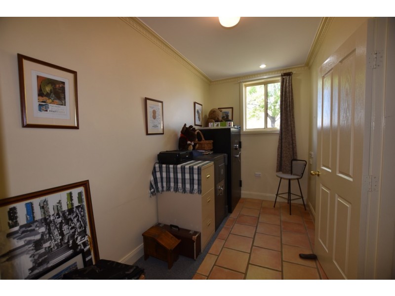 7 Eurawillah Street, Orange NSW 2800