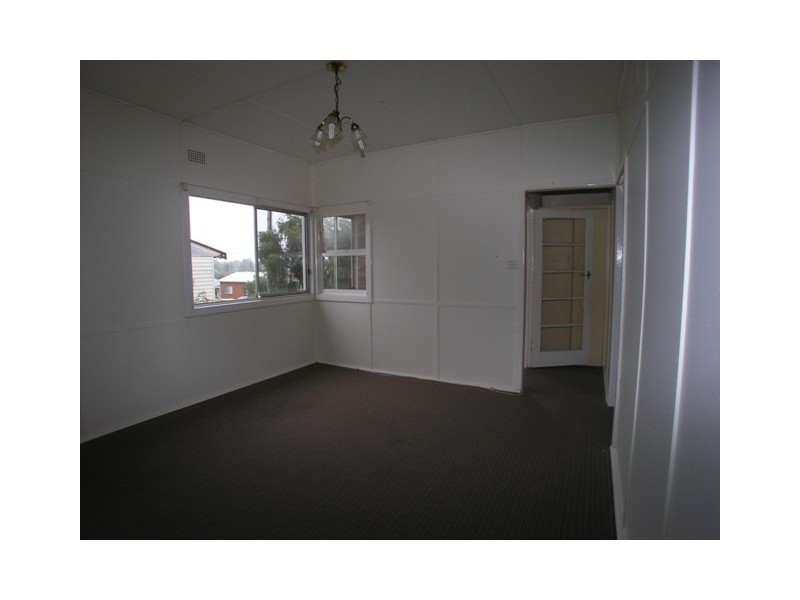 16 Moresby Street, Orange NSW 2800